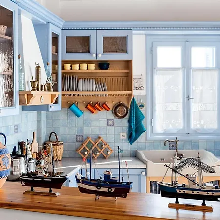 Efrosini Milos Villa