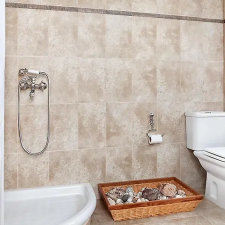 Efrosini Milos Villa