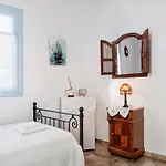 Efrosini Milos Villa